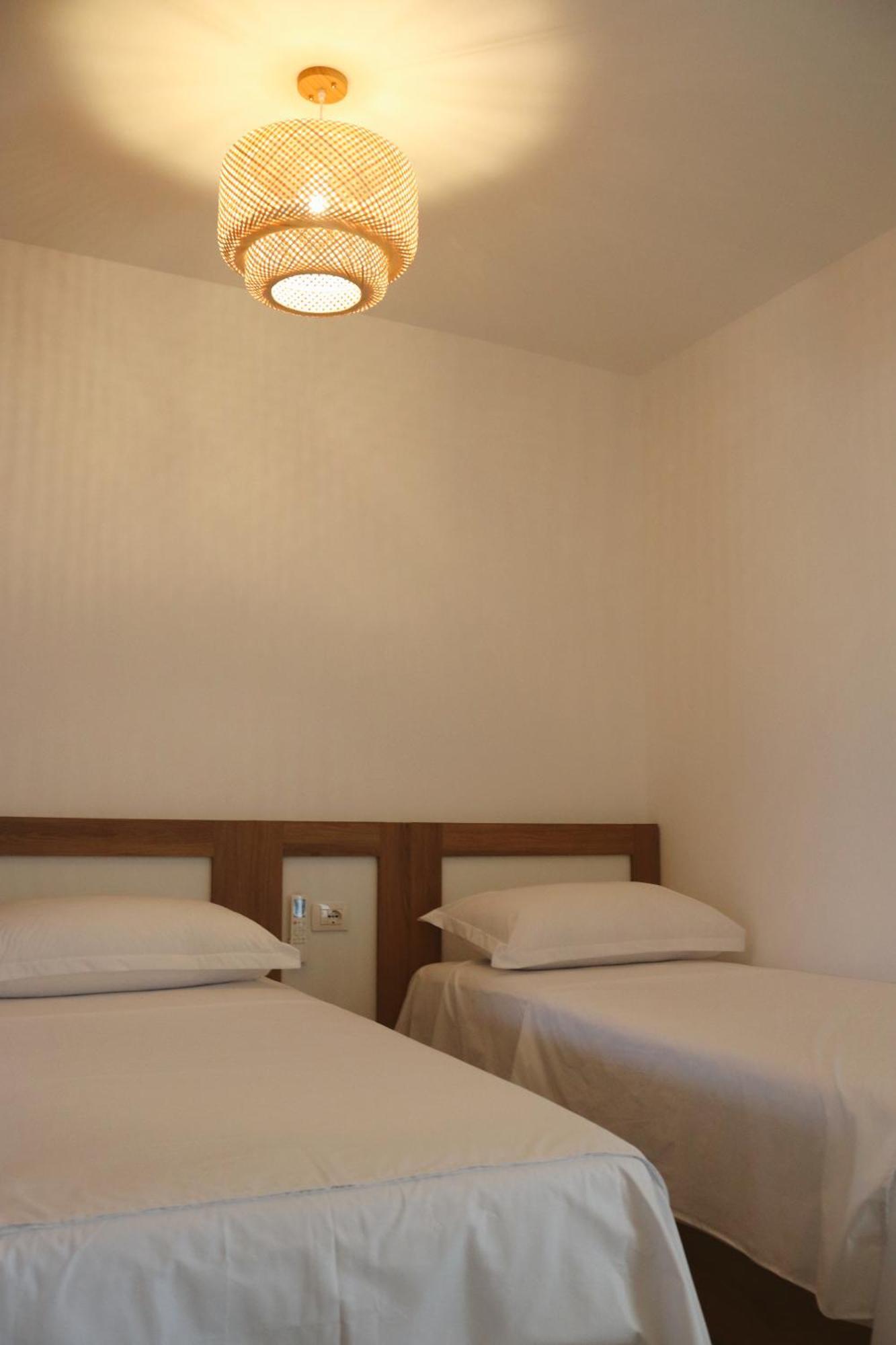 Hotel Noima & 4*