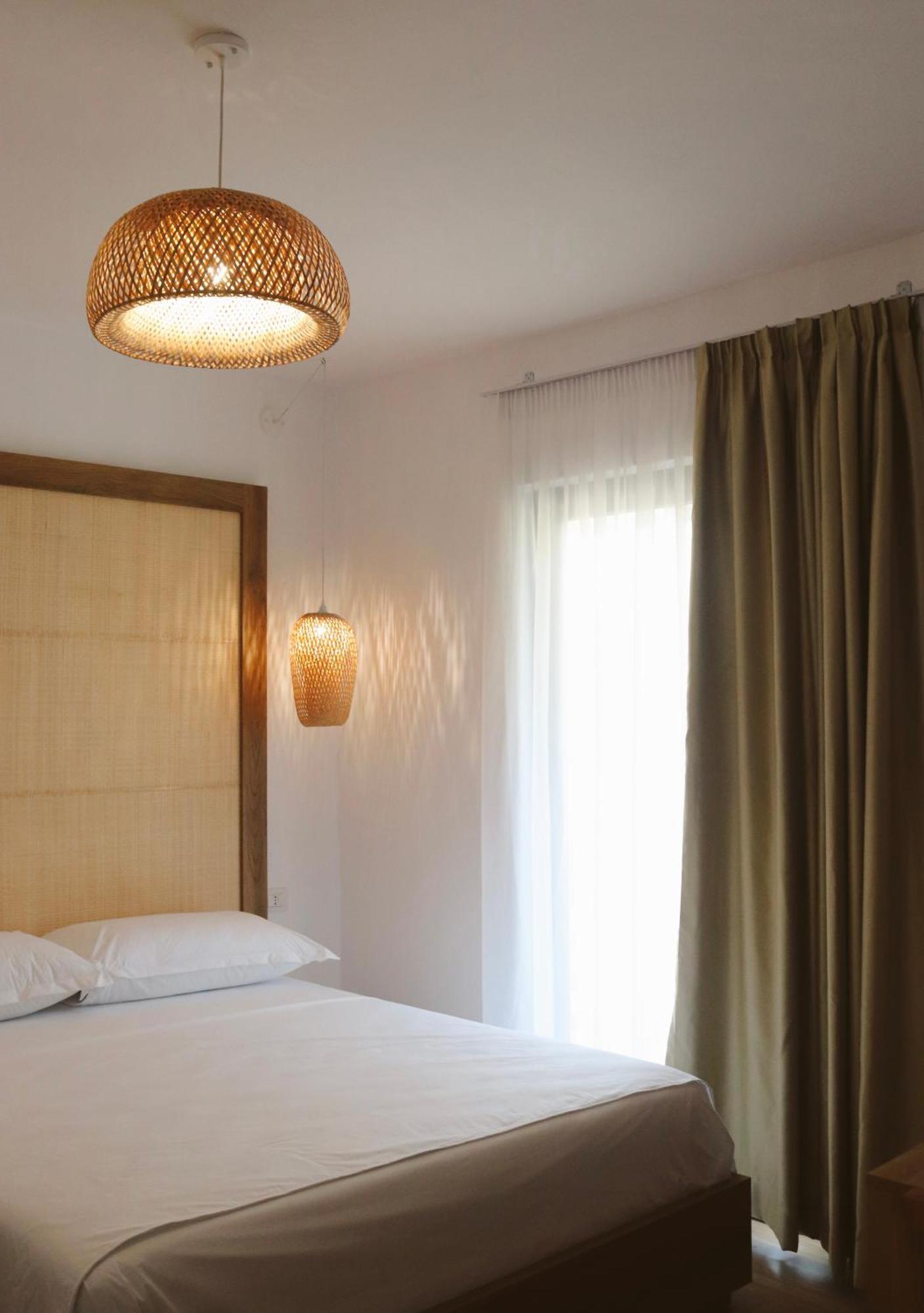 Noima & Hotel Velipojë